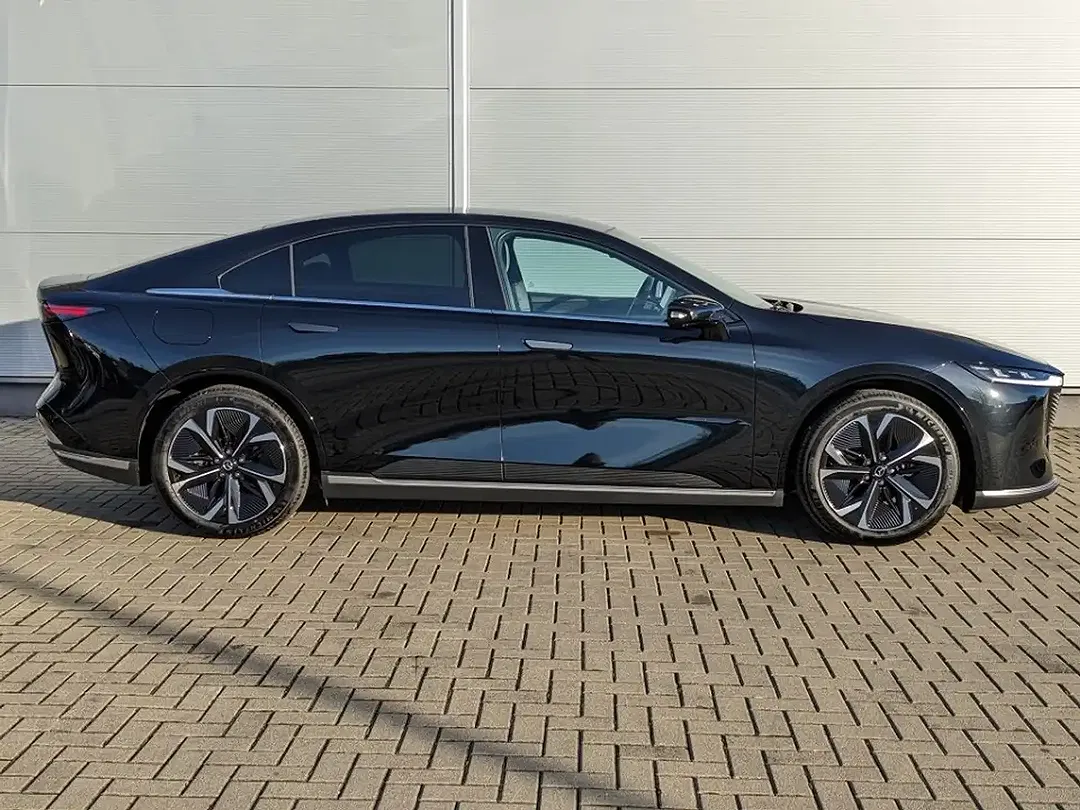 Mazda 6e - Thumbnail 5