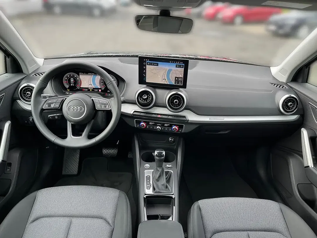 Audi Q2 - Thumbnail 8