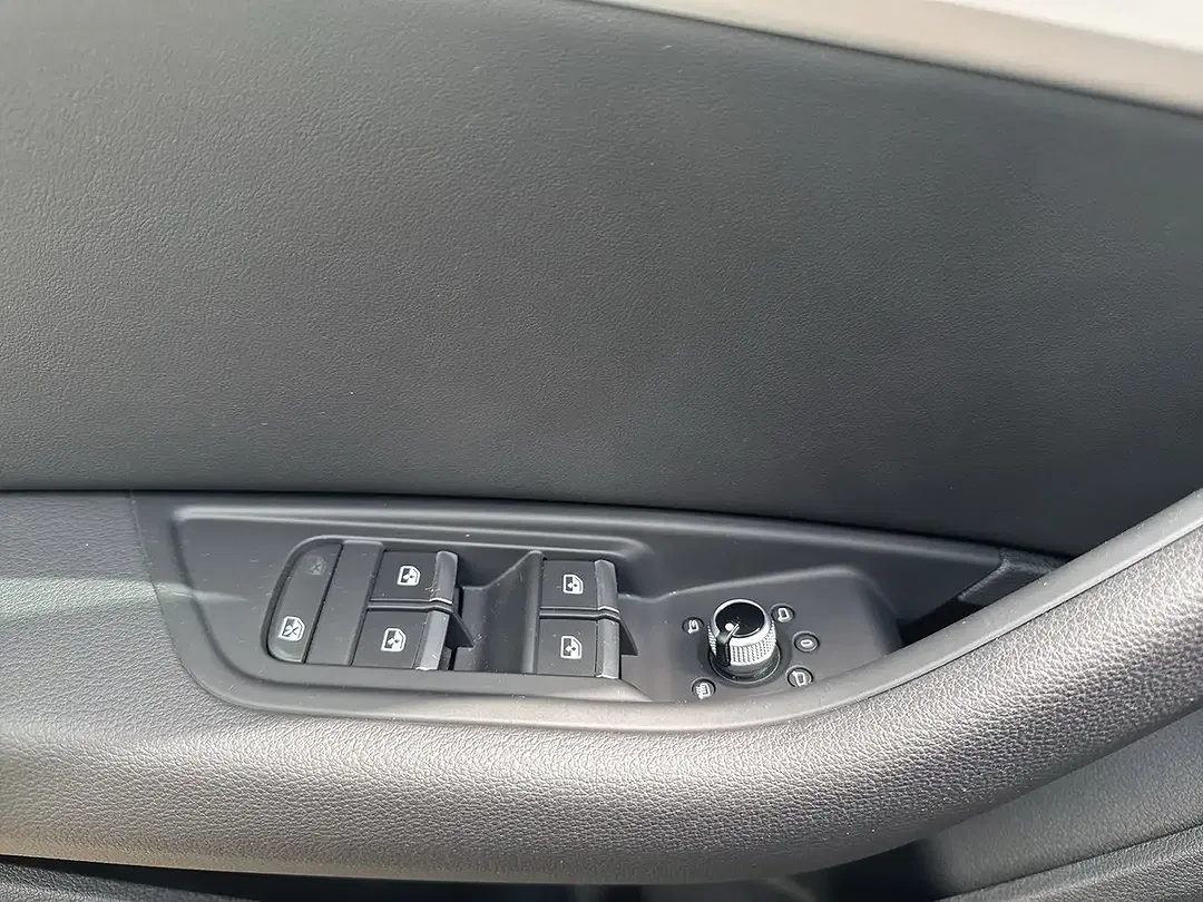 Audi A4 - Thumbnail 19