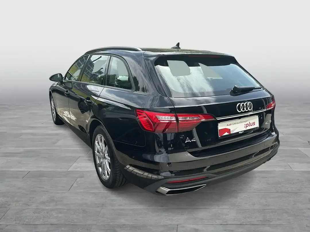 Audi A4 - Thumbnail 4