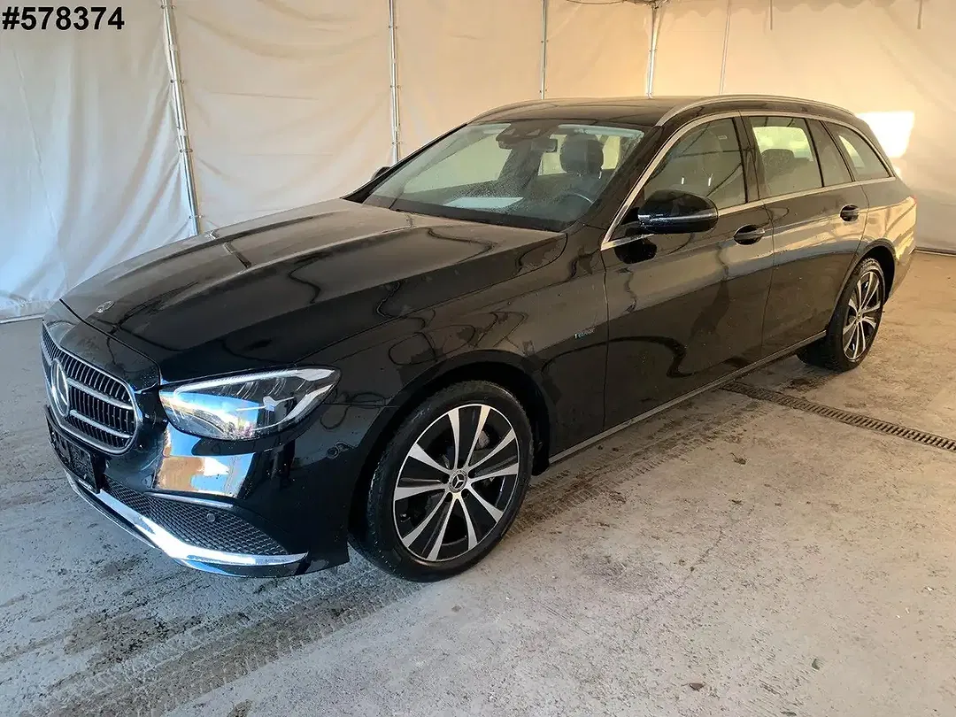 Mercedes-Benz E 300