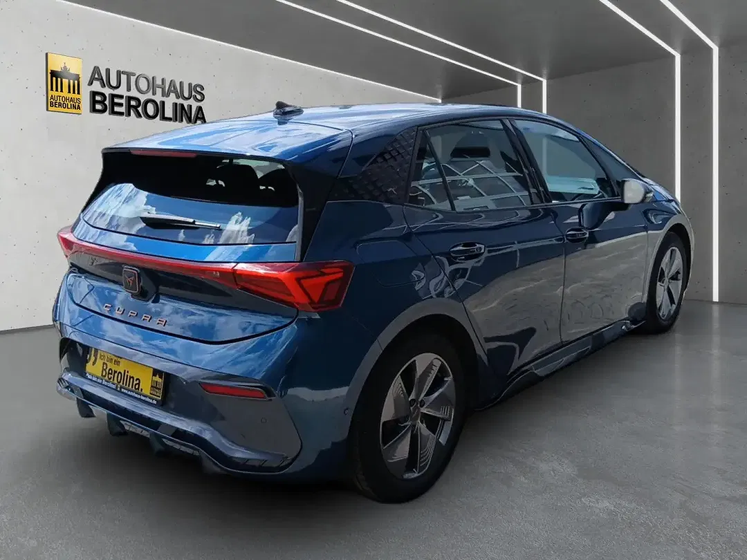 CUPRA Born - Thumbnail 3