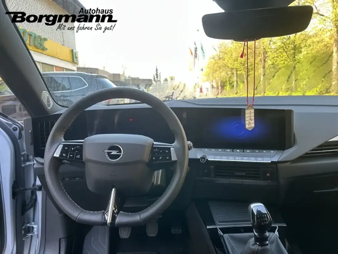 Opel Astra - Thumbnail 9