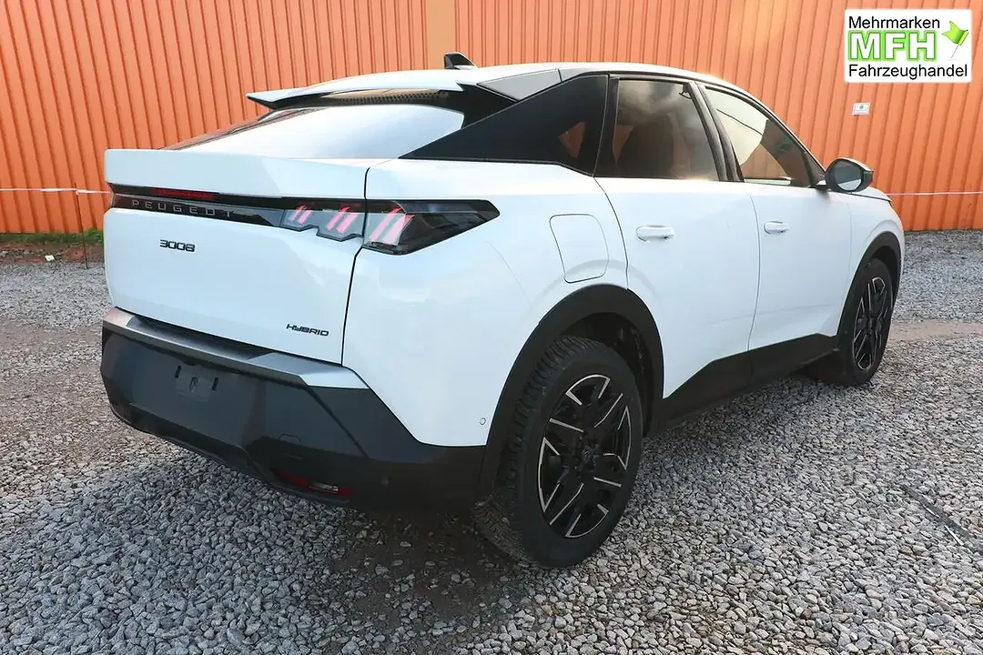 Peugeot 3008 - Thumbnail 2