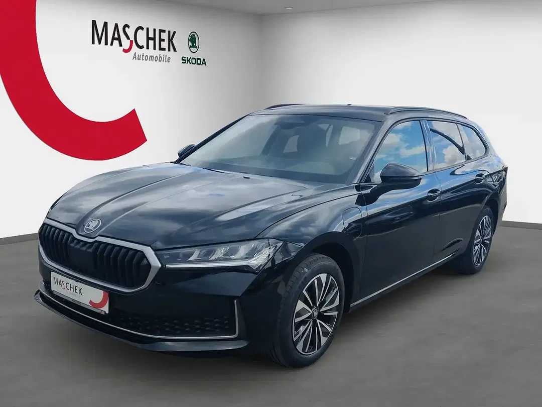 Skoda Superb - Thumbnail 1