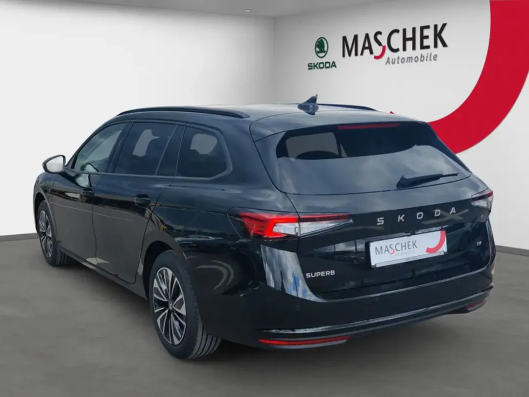 Skoda Superb - Thumbnail 3
