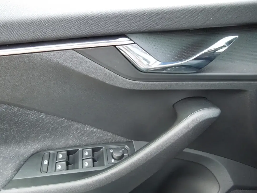 Skoda Scala - Thumbnail 8