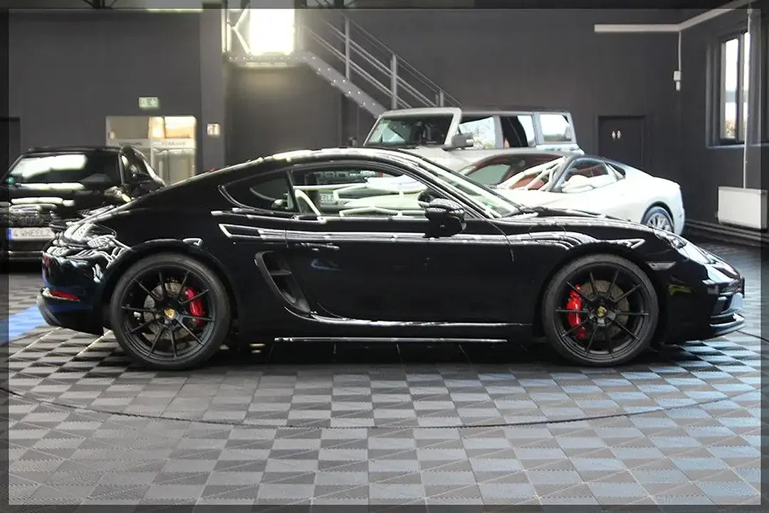 Porsche Cayman - Thumbnail 7