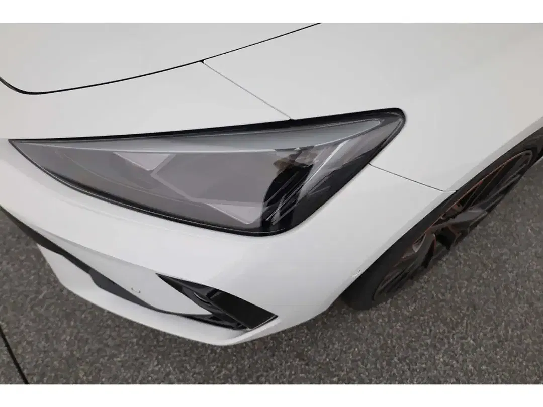 CUPRA Leon - Thumbnail 6
