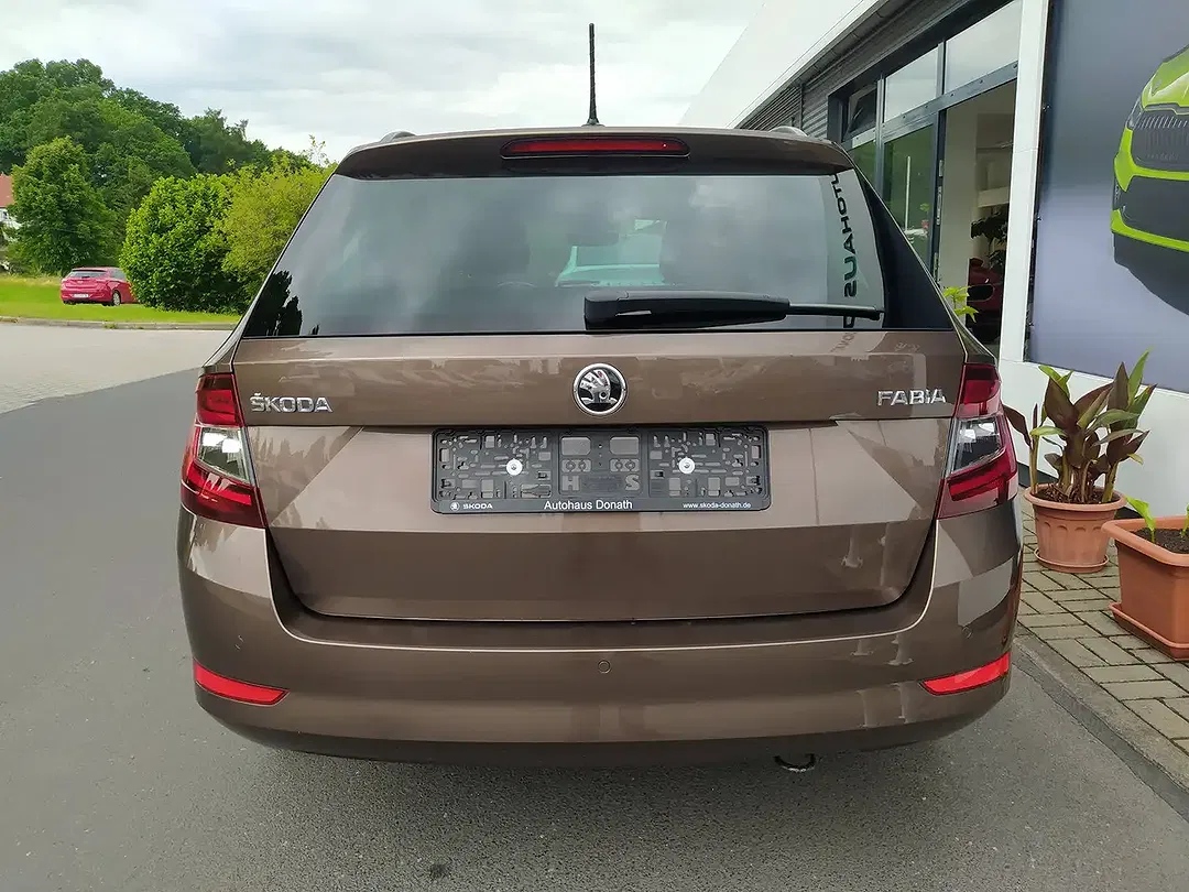 Skoda Fabia - Thumbnail 4