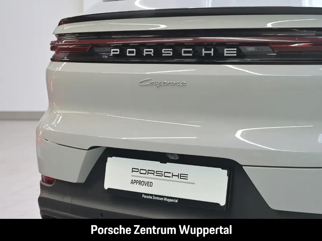 Porsche Cayenne - Thumbnail 6