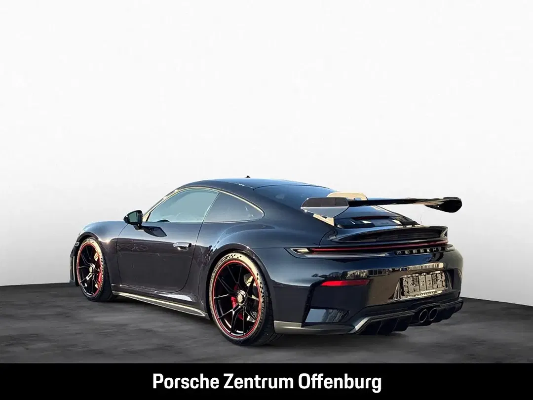 Porsche 992 - Thumbnail 3