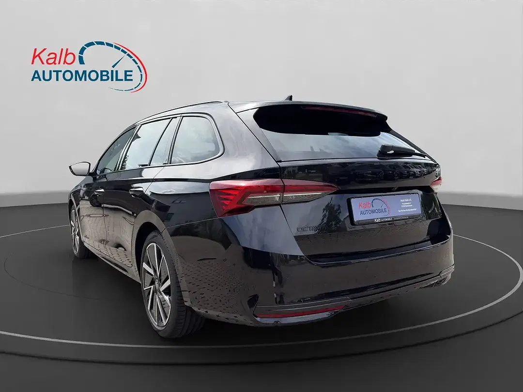 Skoda Octavia - Thumbnail 3