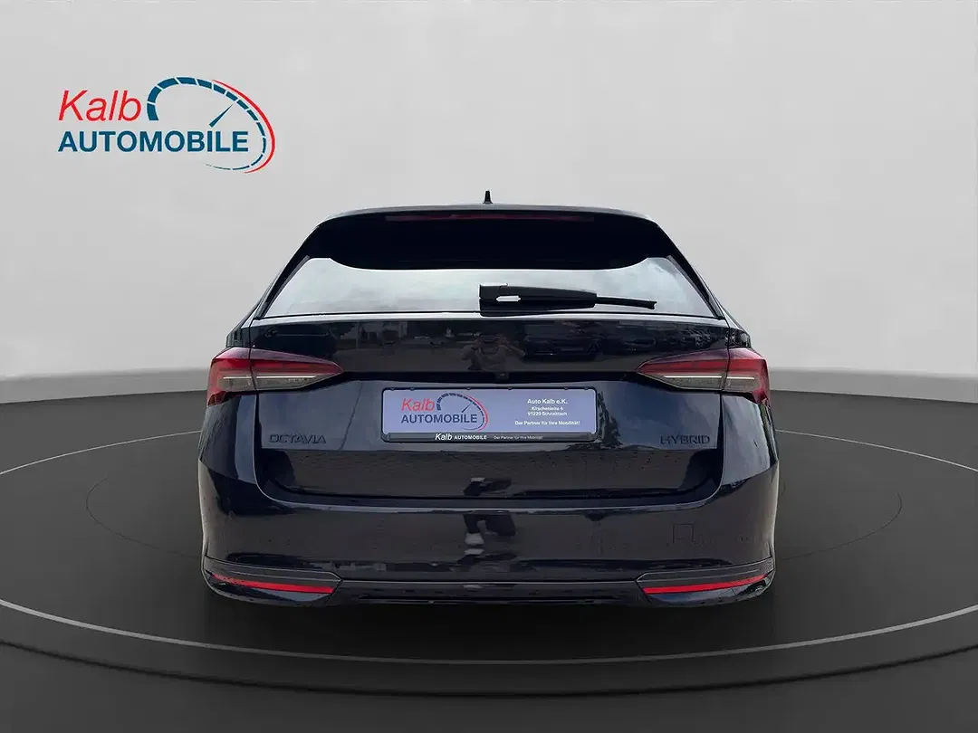 Skoda Octavia - Thumbnail 4