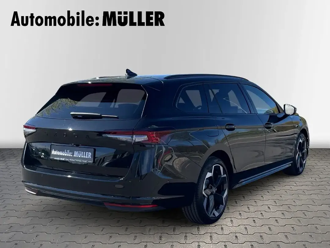 Skoda Superb - Thumbnail 8