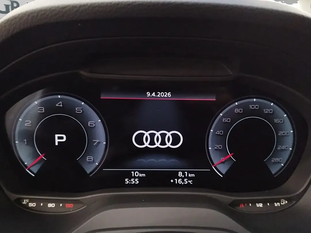 Audi Q2 - Thumbnail 12