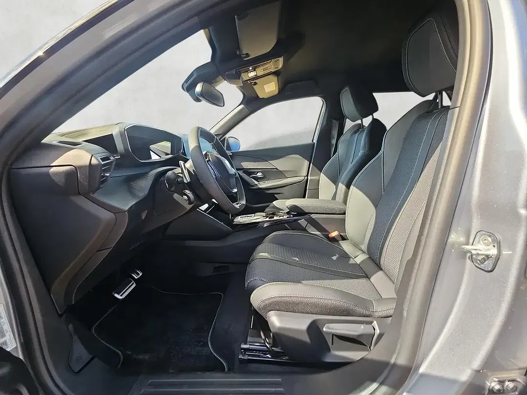 Peugeot 2008 - Thumbnail 10