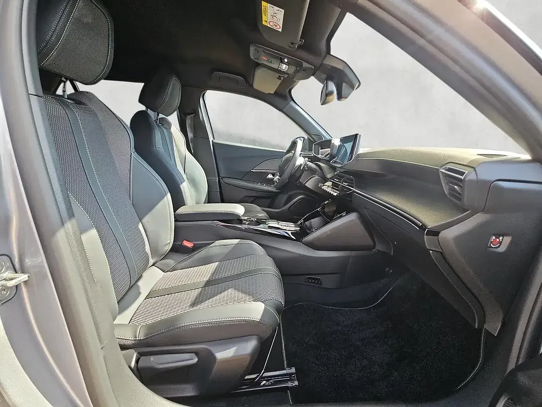 Peugeot 2008 - Thumbnail 11
