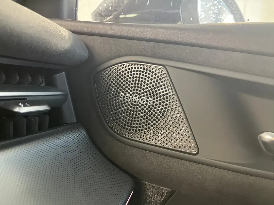 Audi Q3 - Thumbnail 12