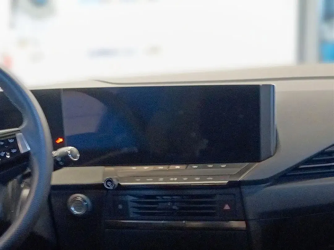Opel Astra - Thumbnail 9