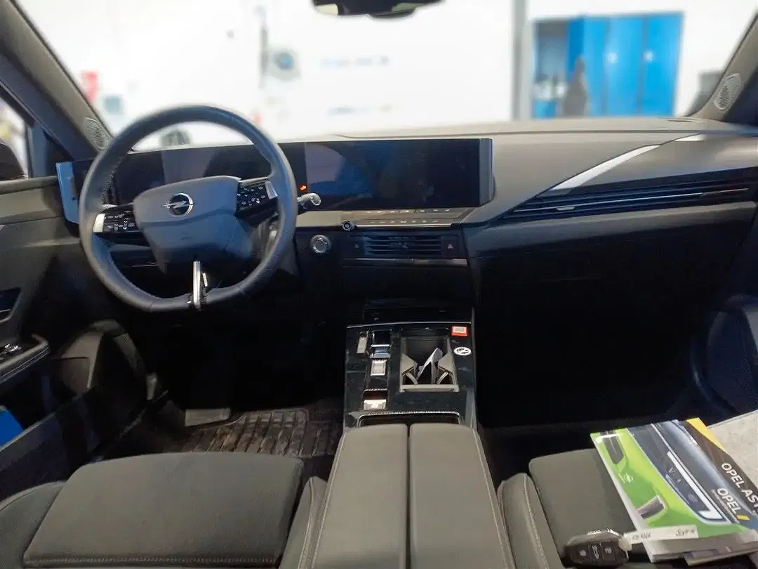 Opel Astra - Thumbnail 8