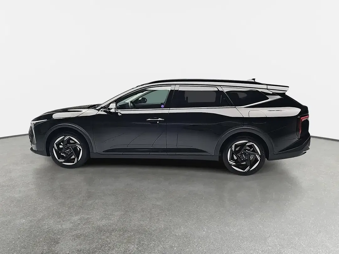 Kia K4 - Thumbnail 5