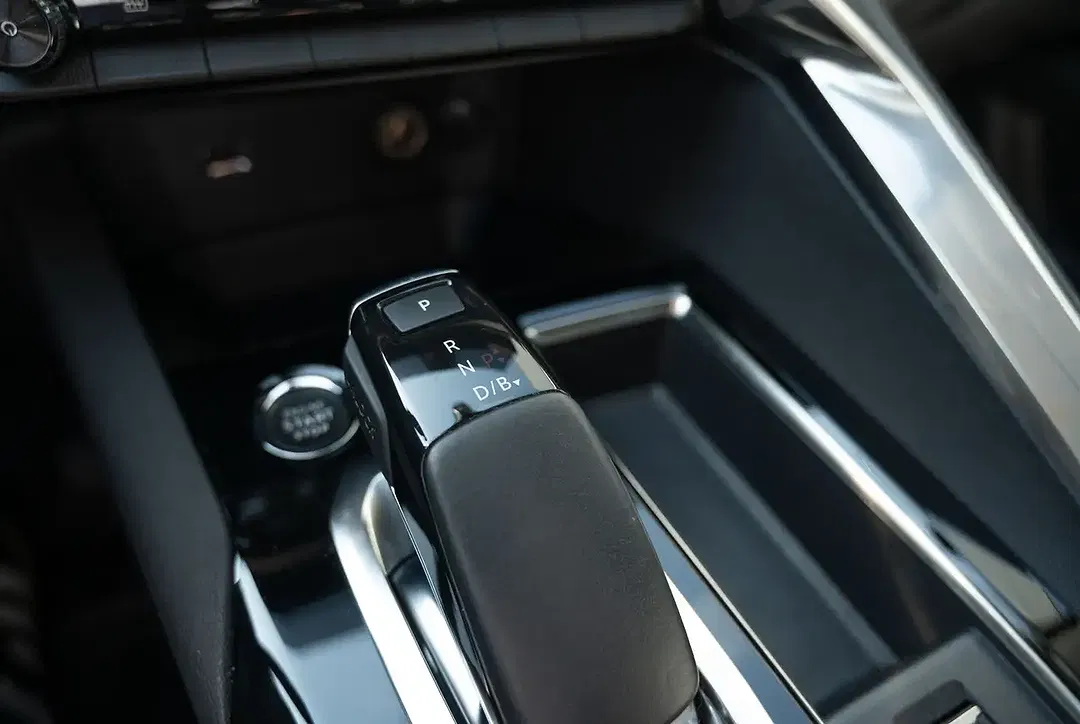 Peugeot 3008 - Thumbnail 10