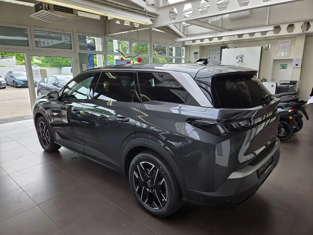 Peugeot 5008 - Thumbnail 10
