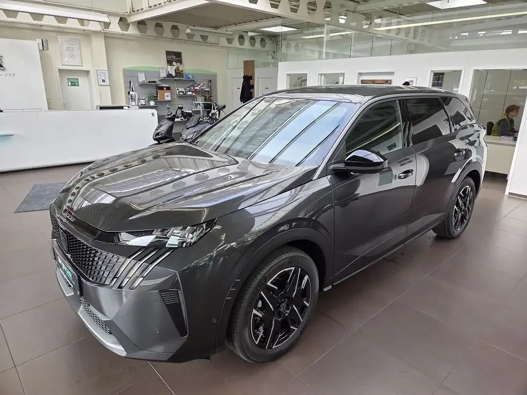 Peugeot 5008 - Thumbnail 11
