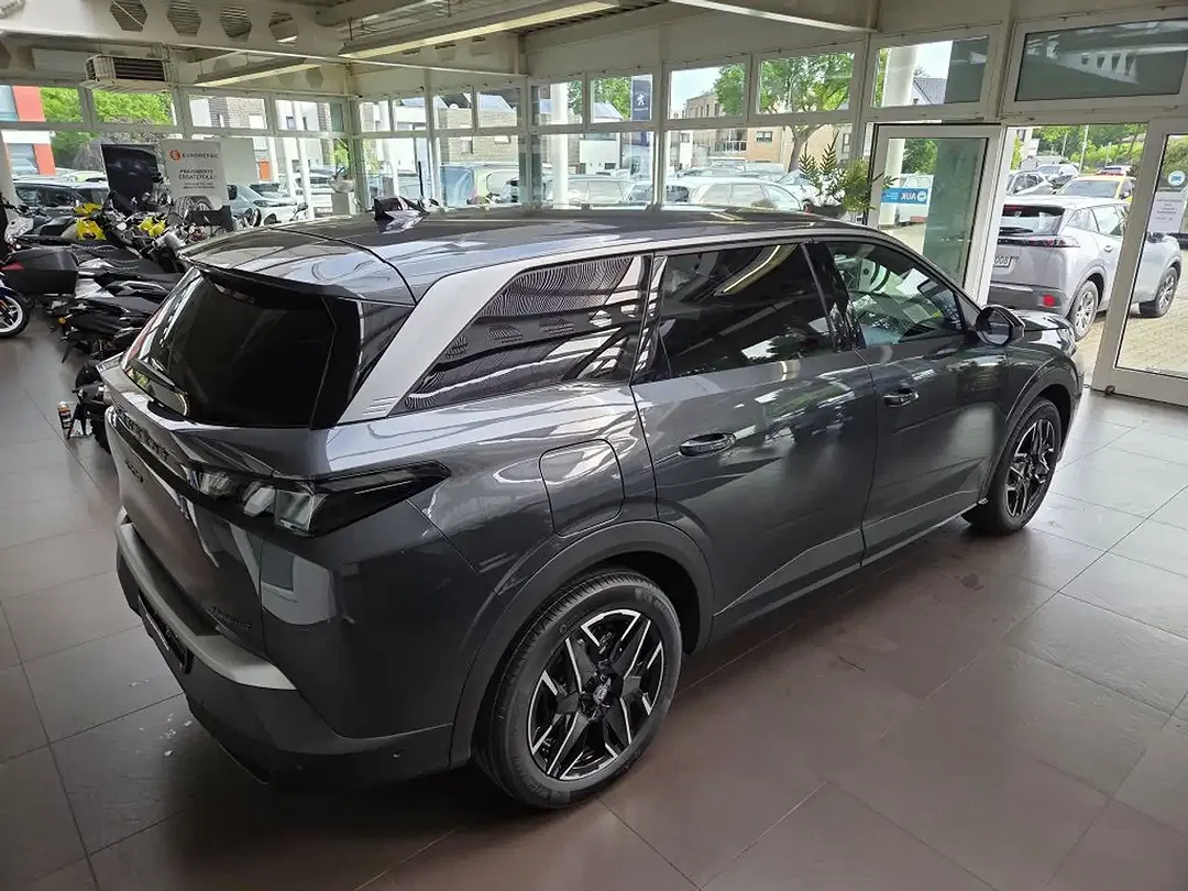 Peugeot 5008 - Thumbnail 2