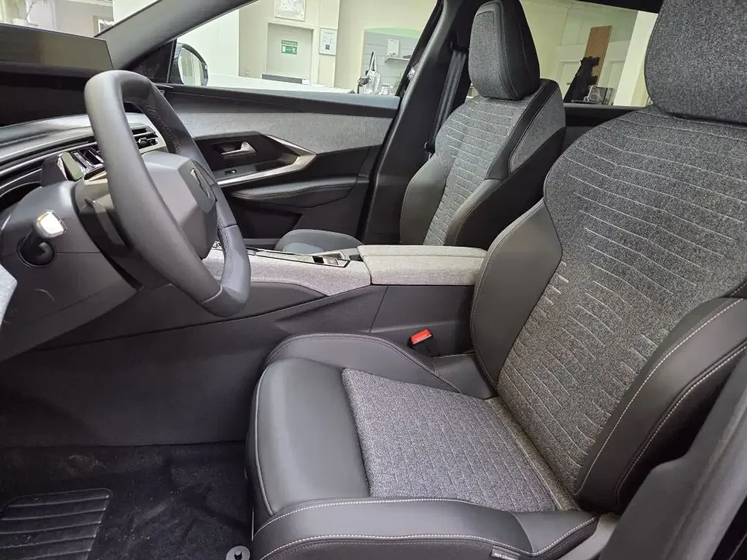 Peugeot 5008 - Thumbnail 5