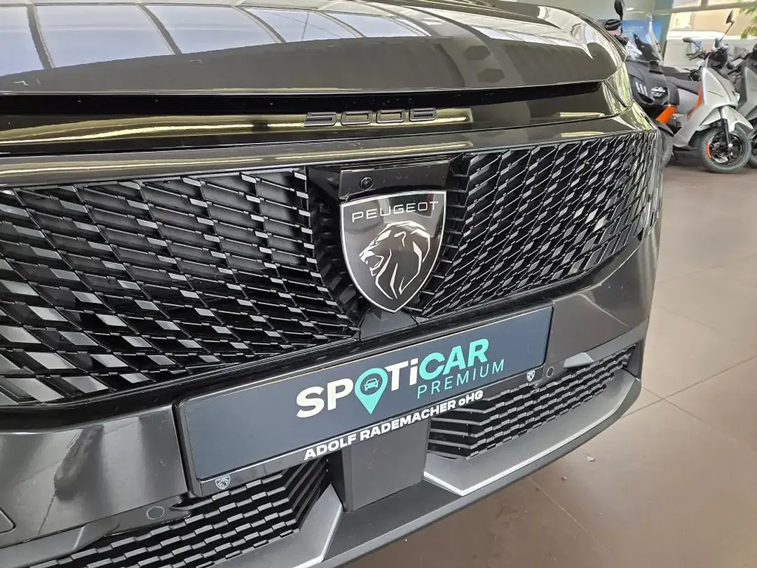 Peugeot 5008 - Thumbnail 6