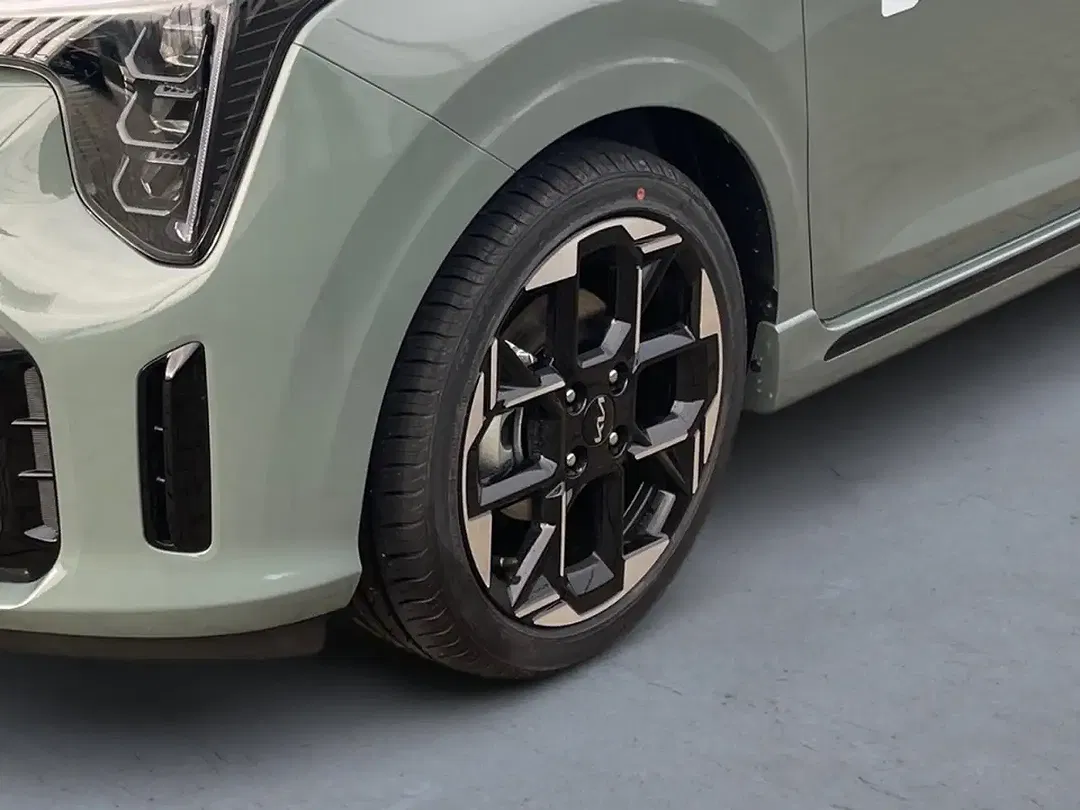 Kia Picanto - Thumbnail 6
