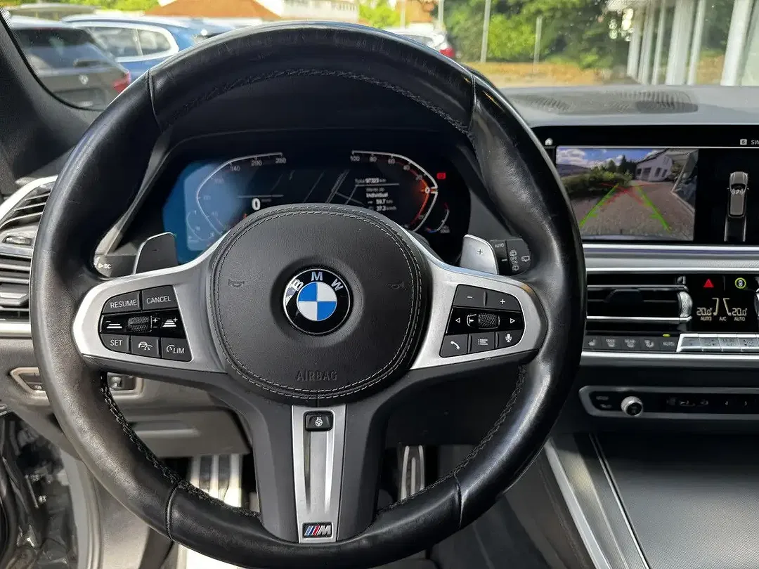 BMW X5 - Thumbnail 9