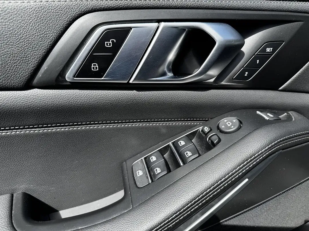 BMW X5 - Thumbnail 12