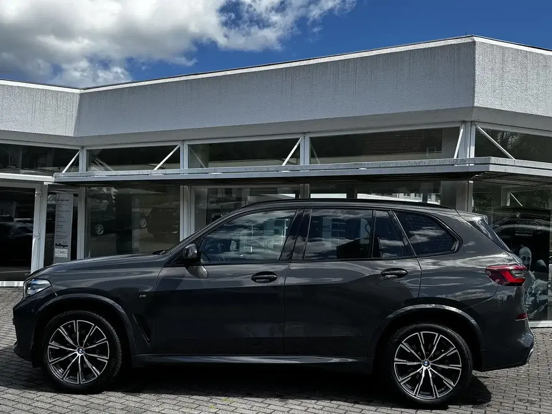 BMW X5 - Thumbnail 5