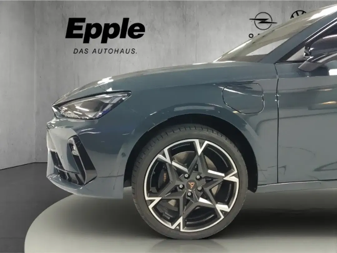 CUPRA Leon - Thumbnail 6