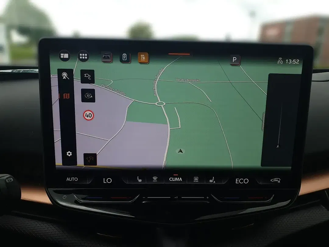 CUPRA Tavascan - Thumbnail 10