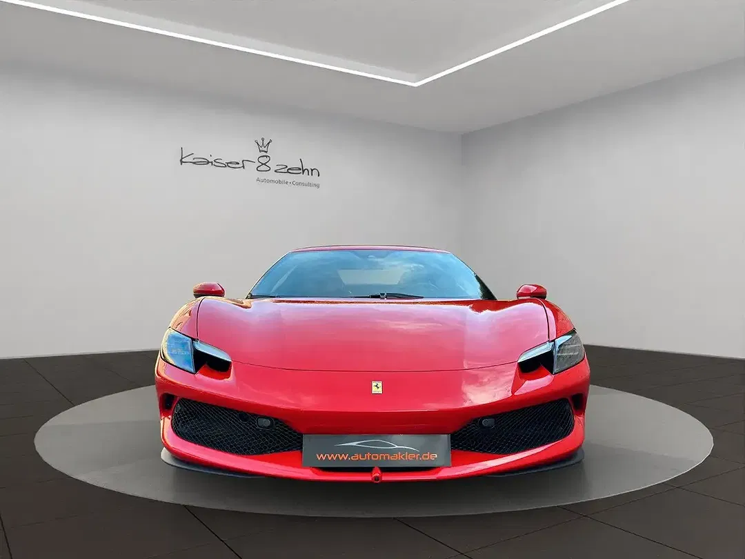Ferrari 296 GTB - Thumbnail 4