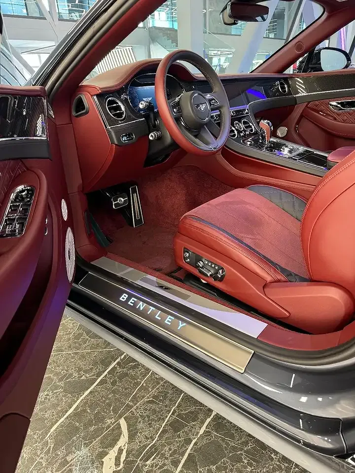 Bentley Continental GTC - Thumbnail 10