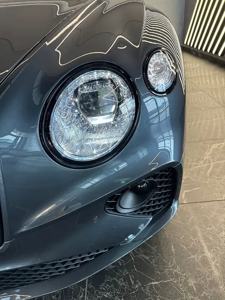 Bentley Continental GTC - Thumbnail 11