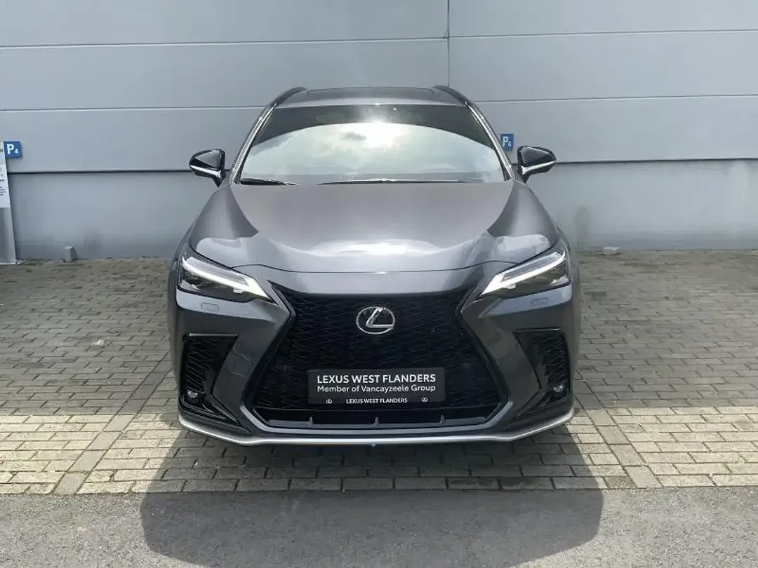 Lexus NX 450h+ - Thumbnail 2