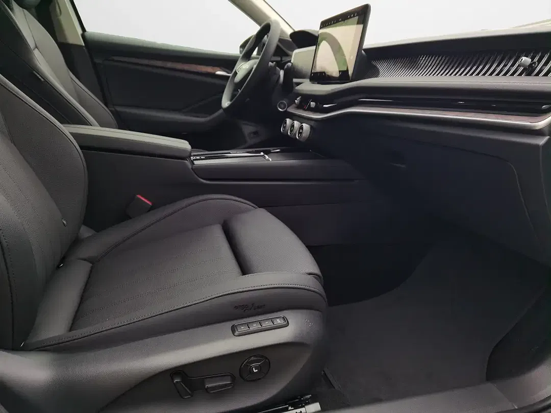 Skoda Superb - Thumbnail 13
