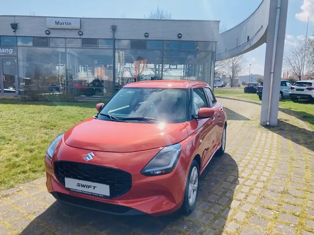 Suzuki Swift - Thumbnail 1