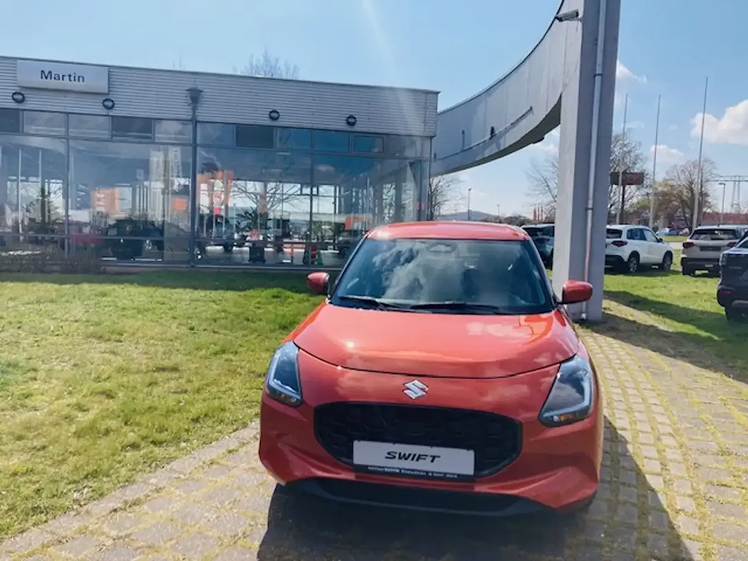 Suzuki Swift - Thumbnail 2