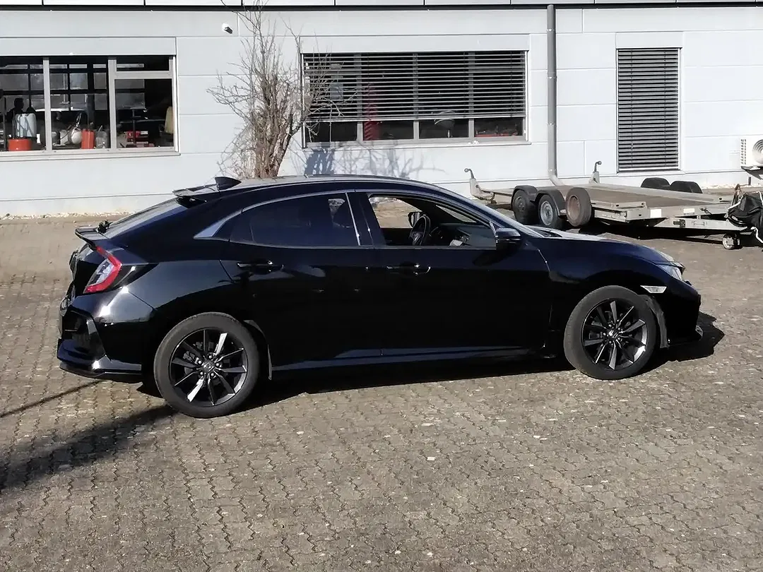 Honda Civic - Thumbnail 5