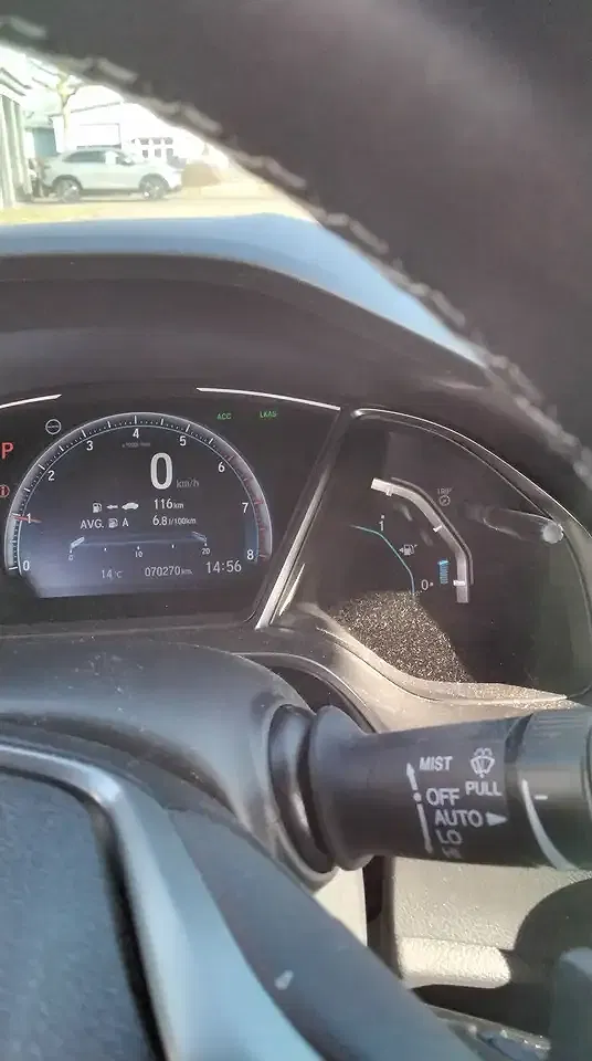Honda Civic - Thumbnail 7