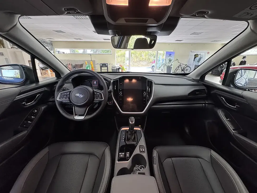 Subaru Crosstrek - Thumbnail 11