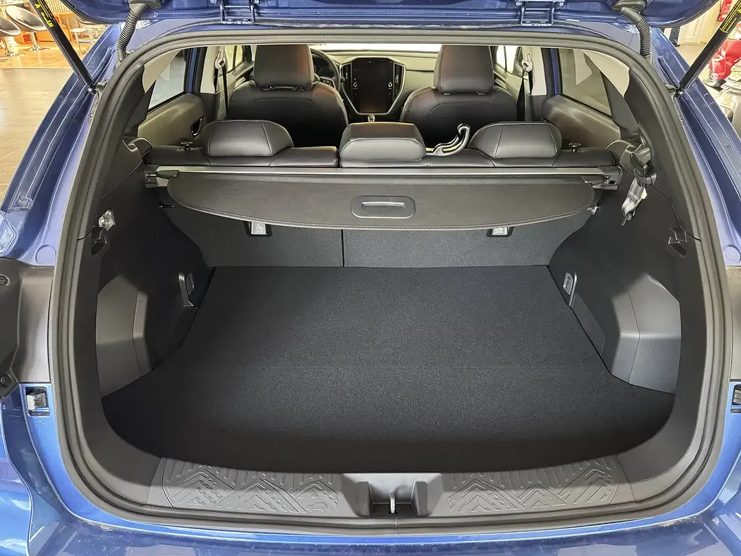 Subaru Crosstrek - Thumbnail 8
