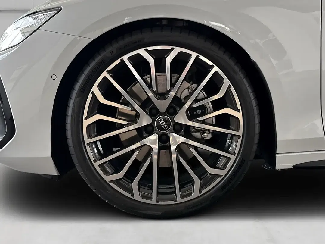 Audi A6 - Thumbnail 6